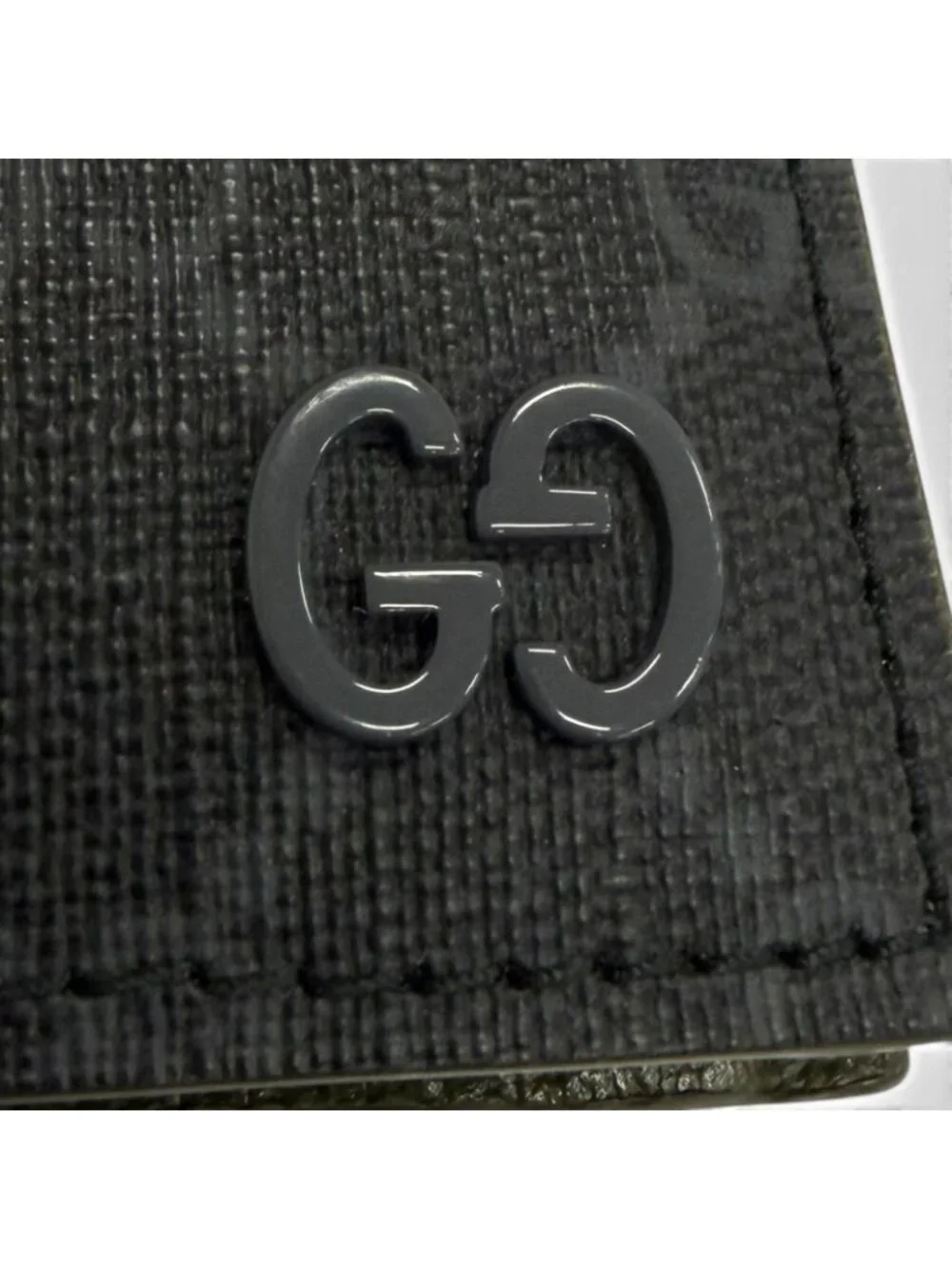 Gucci GG Coin Wallet Supreme Canvas Interlocking G Bifold Gray